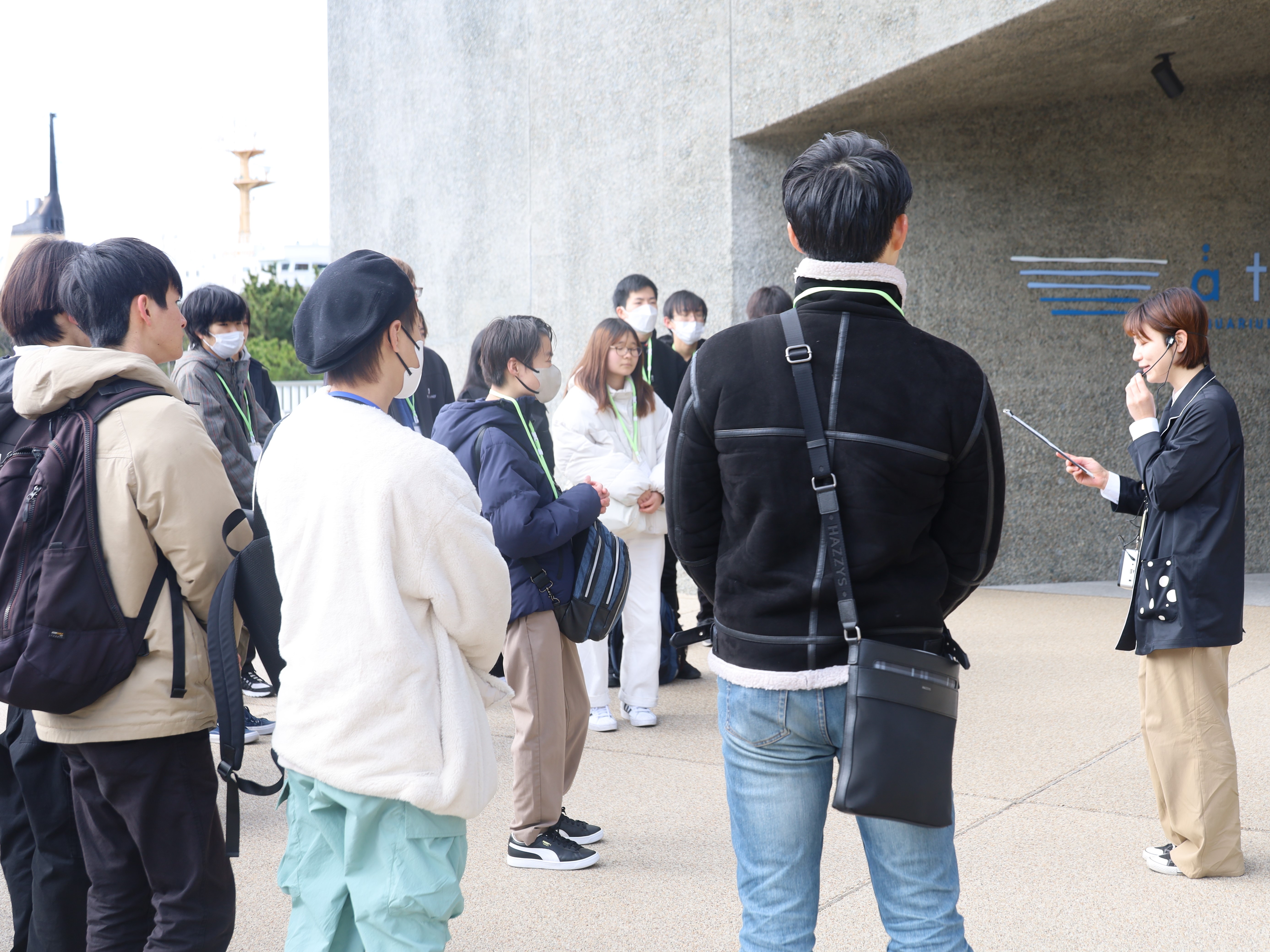 開館前のアトアをご案内！団体向け“朝ツアー”の申込開始！【神戸の水族館│アトア】のサブ画像2_ご案内の様子