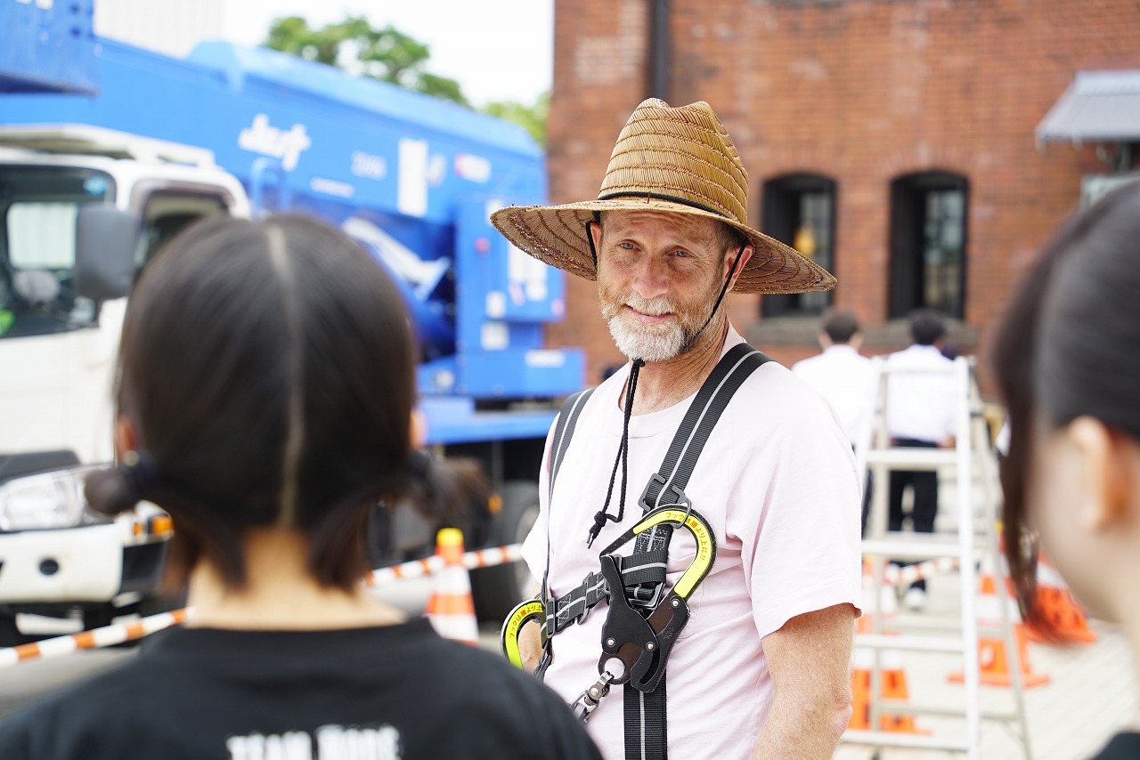 【モード学園】人気音楽フェス『GREENROOM FESTIVAL』で海外アーティストの大型アート作品制作をサポートのサブ画像4