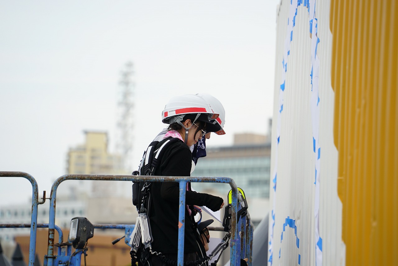 【モード学園】人気音楽フェス『GREENROOM FESTIVAL』で海外アーティストの大型アート作品制作をサポートのサブ画像6