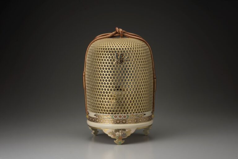 【阪急うめだ本店】420年の歴史を誇る薩摩焼の窯元・沈壽官の作品を一堂に。「薩摩焼 十五代 沈壽官展」を初開催のメイン画像