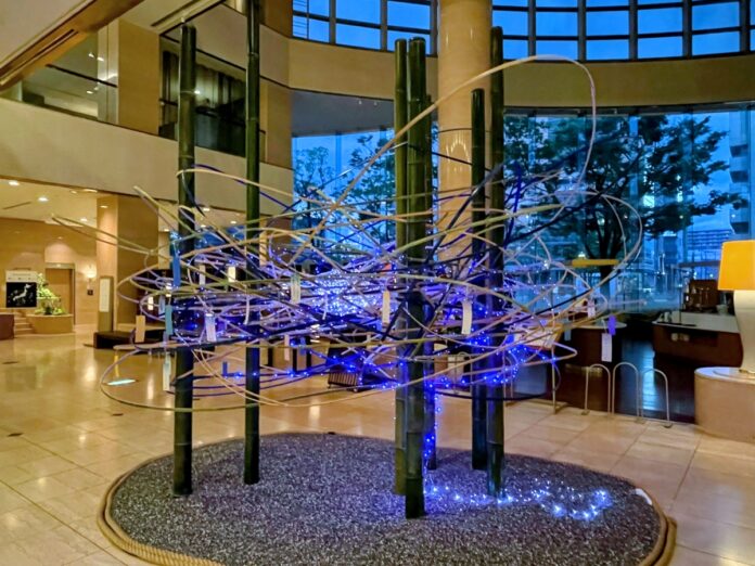 【都ホテル 四日市】七夕の願いがひとつのアートになる　ホテルロビーで七夕アート展「宙星（そらぼし）」を開催のメイン画像