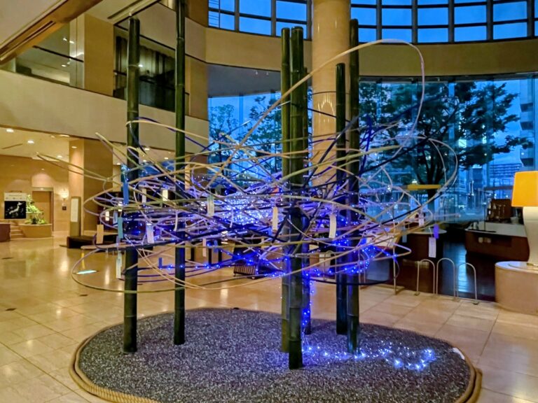 【都ホテル 四日市】七夕の願いがひとつのアートになる　ホテルロビーで七夕アート展「宙星（そらぼし）」を開催のメイン画像