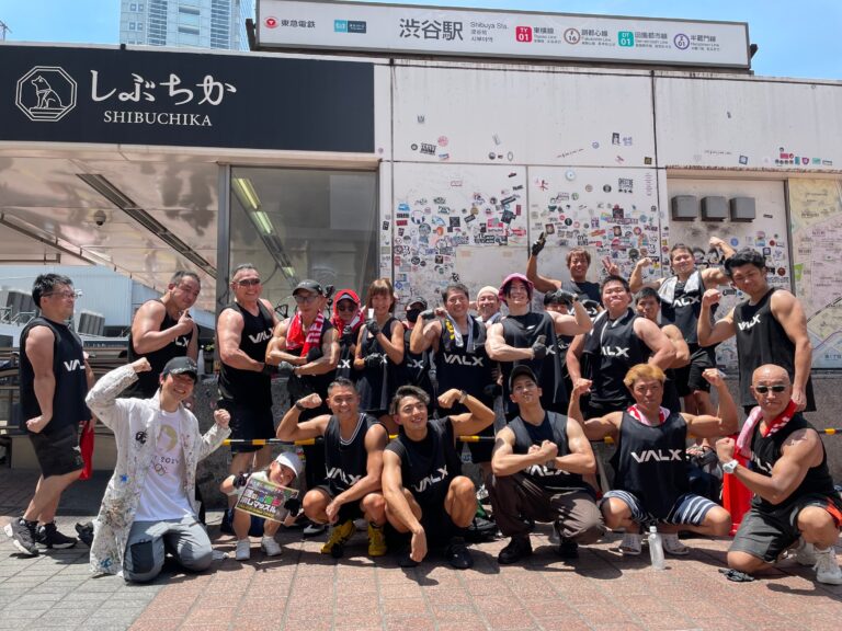 渋谷区と連携した清掃イベント「壁の落書き消しマッスル」　35度を超える真夏の渋谷でバルクアップしたマッチョ集団が街に蔓延る巨大落書きを消去【事後レポート】のメイン画像