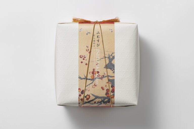 「生誕140年記念 石崎光瑤」展限定オリジナルデザイン『山むすび だしゆのこ 5食セット』 発売！のメイン画像