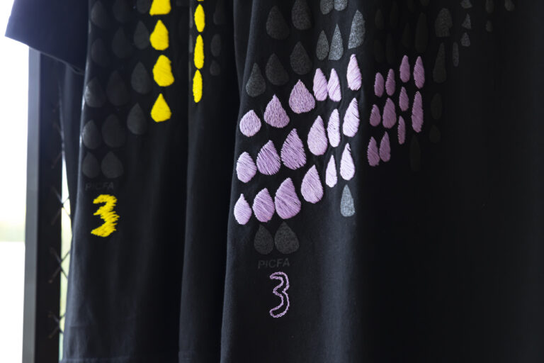 【PICFA ECサイト3周年記念】刺繍で再編集した限定Tシャツを6月25日より販売開始のメイン画像