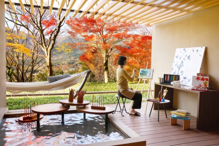【界 仙石原】露天風呂付きの絶景テラスを”私だけのアトリエ”に。ただ一つの色彩に心を満たし、自分をリセットする2泊3日の「仙石原アートリトリート滞在」販売開始のメイン画像