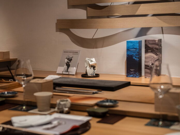 日本酒「TAKANOME（鷹ノ目）」× 陶芸家・道川省三｜台湾の名店「銀昇」「枝豆」とのエクスクルーシブディナーを台北・高雄で相次いで開催のメイン画像