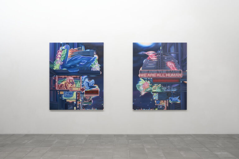 杉田万智による新作個展「灯火」を京橋「Gallery & Bakery Tokyo ８分」にて開催中。「風景の欠片」をテーマにネオンの光を描く油画作品に加え、新たな表現として立体作品も発表のメイン画像