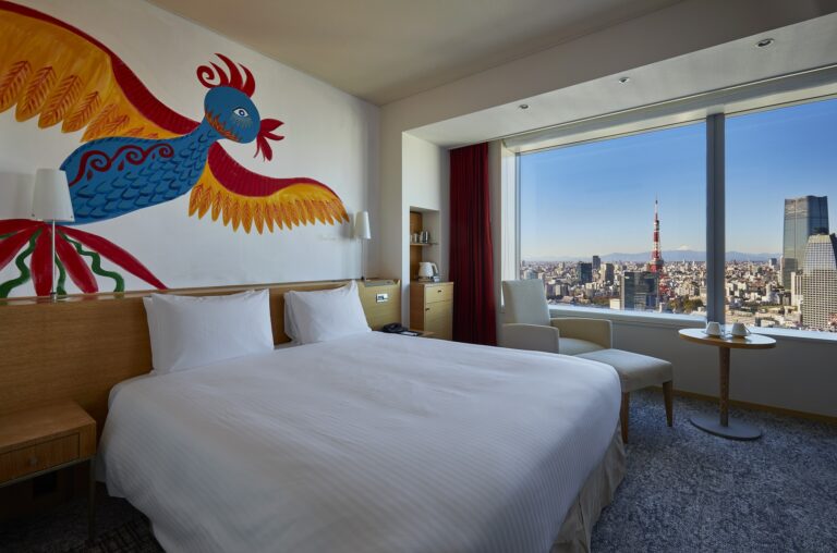 第44室目のアーティストルーム「火の鳥」販売開始のメイン画像