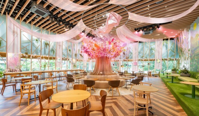 桜シーズン到来！春らしさを詰め込んだ限定ドリンクとスイーツが登場！「ネスカフェ みんなで咲かせよう満開の桜アートカフェ」2月6日（木）～28日（金）ネスカフェ 原宿で展開のメイン画像