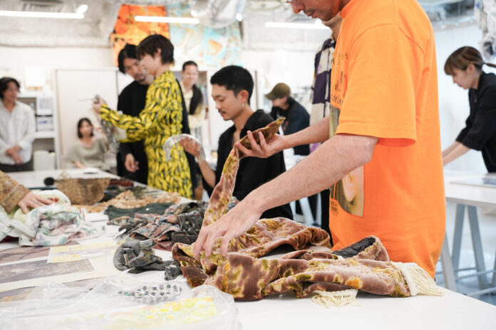 BARNEYS NEW YORKと「coconogacco」による“伝統が始まる瞬間”をともにつくる、継続的なプロジェクトが始動。のメイン画像