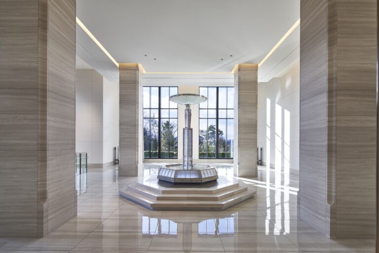 飛驒高山美術館「アール・デコ100周年展」ルネ・ラリック　～輝きと香り～のメイン画像