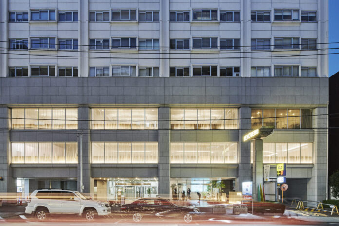 49400_268_main 【東京建築祭2026】リノベるのオフィスでサステナビリティに触れる3日間/築55年のオフィス特別公開、アップサイクルアート展示、蚤の市を表参道で開催のメイン画像