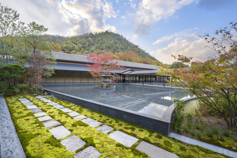 古くから芸術家たちに愛された鷹ヶ峰の麓に佇む ROKU KYOTO　開業 4 周年記念イベント「Dive into Kyoto」を 3 日間限定で開催のメイン画像