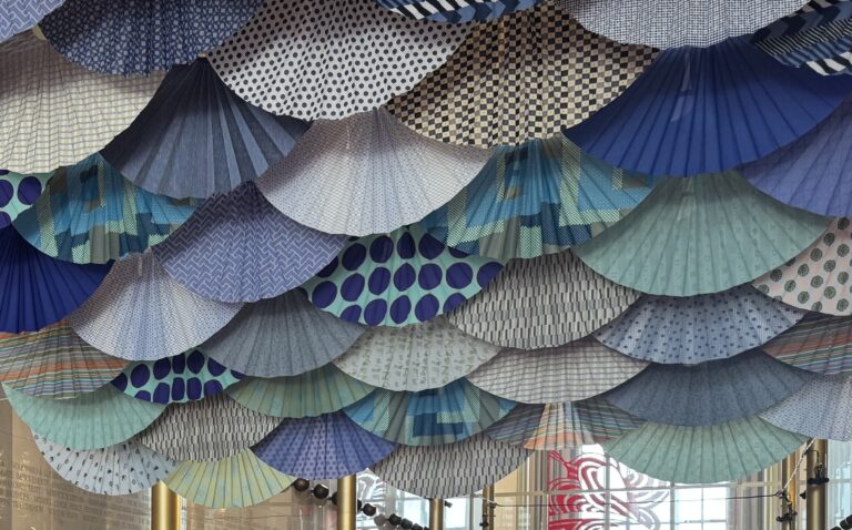 NUNO須藤玲子の扇の舞「Fans of the Blue Planet」ワシントン・ケネディセンターのアートと宇宙の祭典に参加のメイン画像