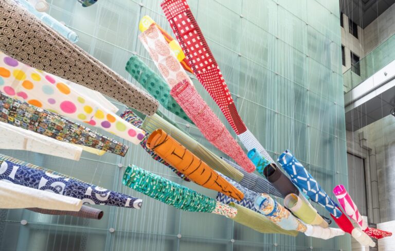 クラフトの街・日本橋とさらなるコラボレーション、NUNO須藤玲子『続・日本橋こいのぼりなう！』開催のメイン画像