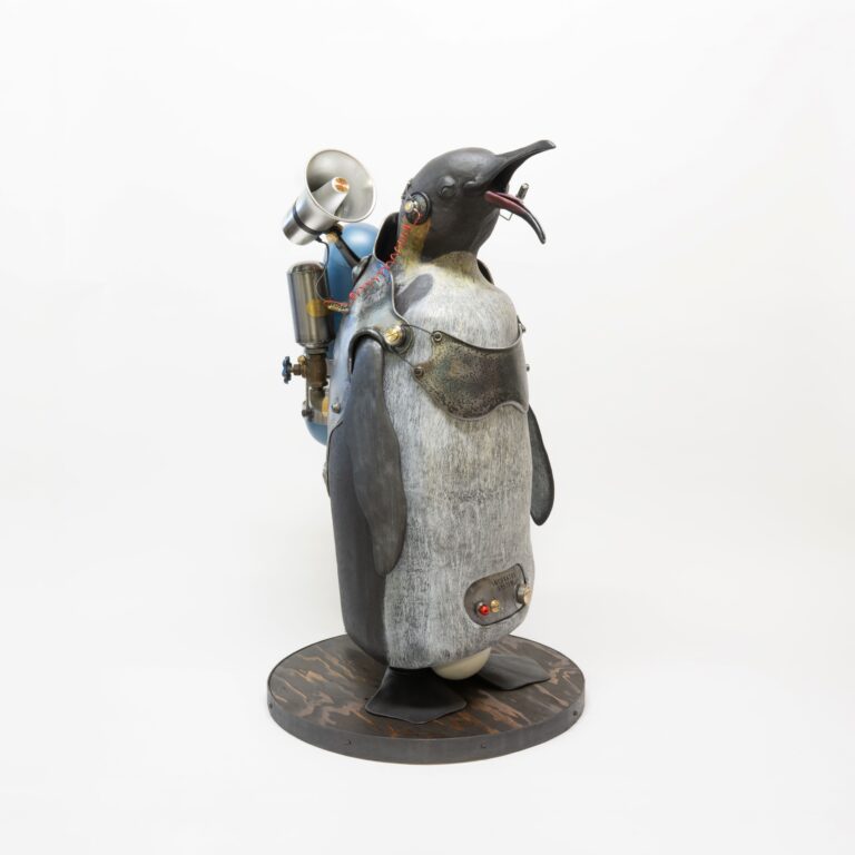 【銀座 蔦屋書店】内田望の個展「Living Things」を11月2日（土）より開催。メガホンやボイラーなど科学技術的なモチーフで生物が持つ能力を強調する。のメイン画像