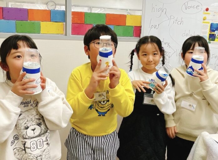 【開催レポート】AI時代に、なぜ“自分の声”なのか？”音”をテーマに、英語×サイエンス×アートで感性を磨く教育イベント— 子どもたち200人が熱狂のメイン画像