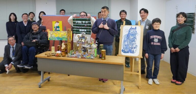 新横浜で「ともにいきる」障害者アート披露目会　リース初導入で雇用創出〔神奈川〕のメイン画像