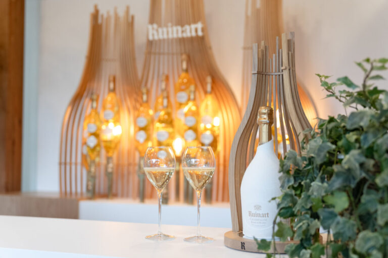 国際的写真祭『KYOTOGRAPHIE 京都国際写真祭 2026』にてルイナールの世界を五感で感じる「ルイナールバー」オープンのメイン画像