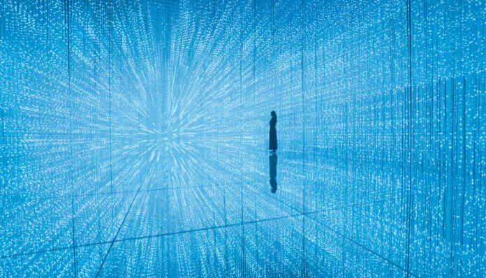 チームラボ、シンガポールの常設展「teamLab Future World」で、新たな作品《Light Sculpture with Paper Airplane》を公開。のメイン画像