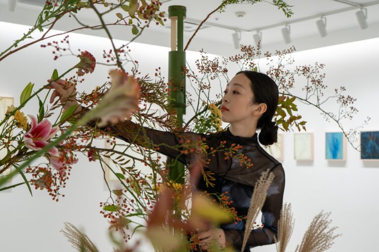 アーティスト・華道家ruteNが、東京・大手町で開催される「宮崎市制100周年記念ふるさと交流会」にて生け花パフォーマンスを行うのメイン画像