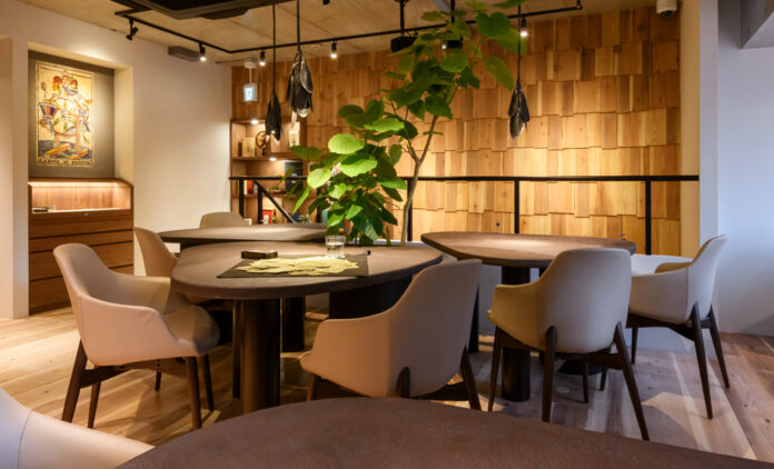 東京タロット美術館のミュージアムカフェ CAFÉ Tarot（カフェタロー）象徴をテーマにしたヴィーガンコース料理を今秋より提供開始のメイン画像