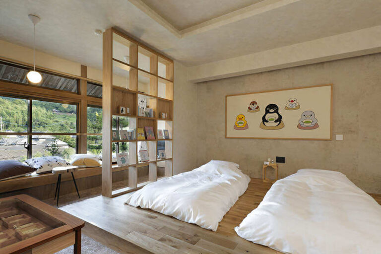 「ペンギンルーム 嬉野」ついにオープン！！オープニングイベントで壁画アート初公開＆ファン歓喜の声続々のメイン画像