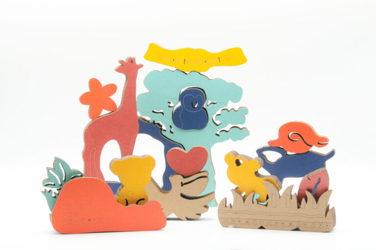 MISIA絵本 × Ron Herman × DAMBO Collaboration AFRICABLOCKS MADE OF CARDBOARDを発売のメイン画像
