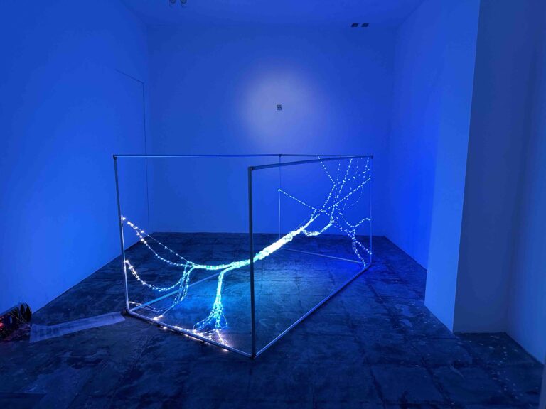 クラウドット株式会社、デジタルアート展示「Asynchronous-Opus:)」を開催のメイン画像